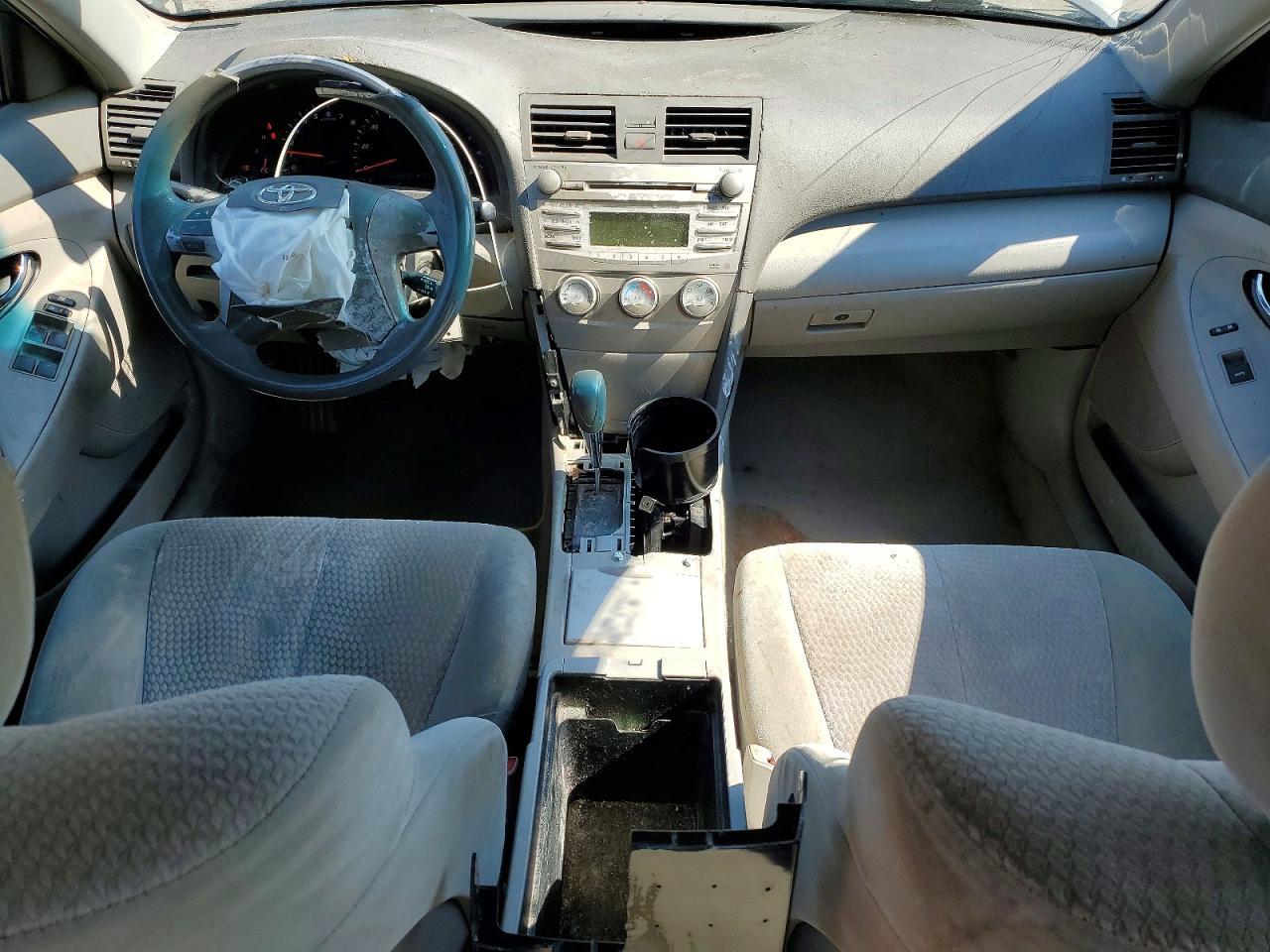 2010 TOYOTA CAMRY