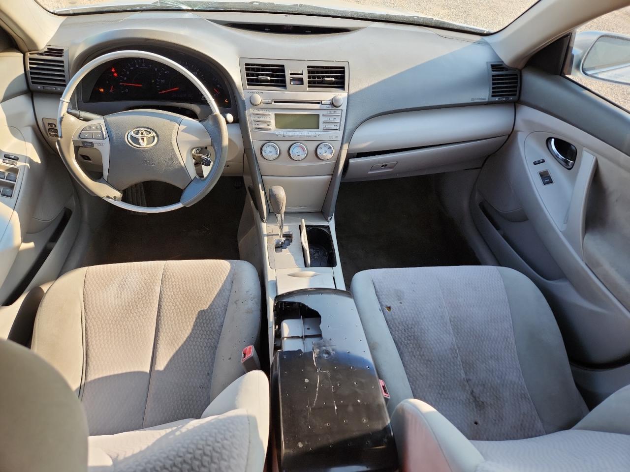 2011 TOYOTA CAMRY