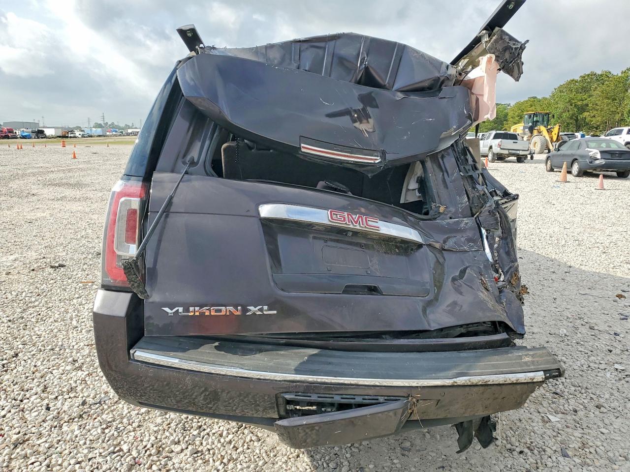 2016 GMC Yukon XL