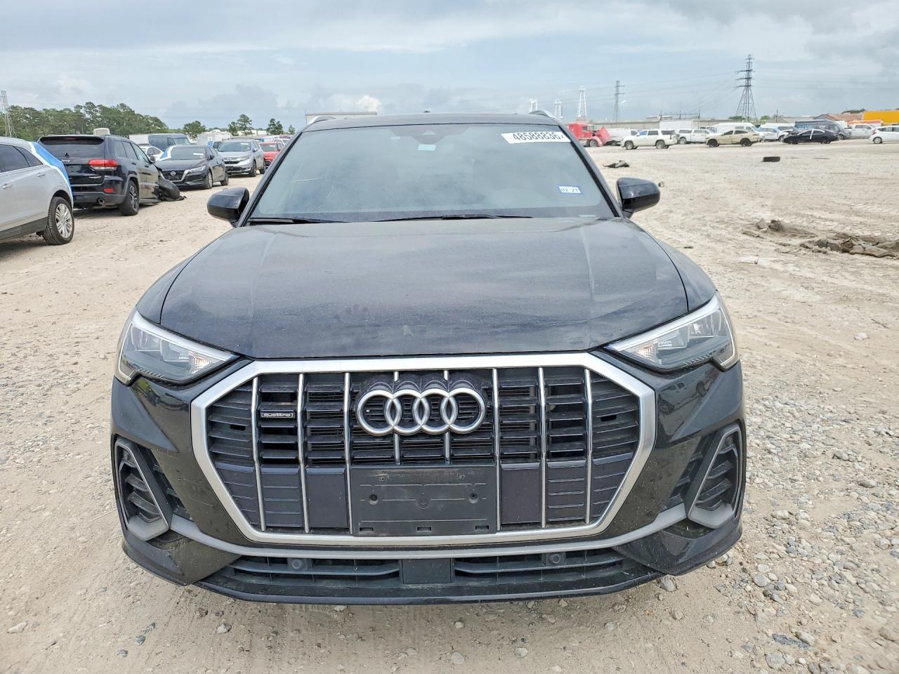 2022 AUDI Q3