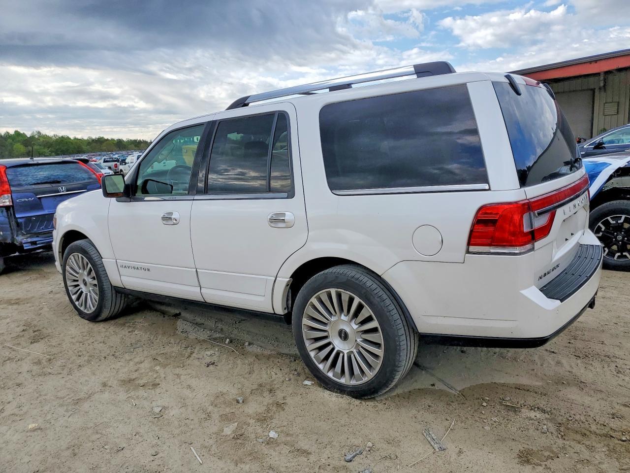 2015 LINCOLN Navigator