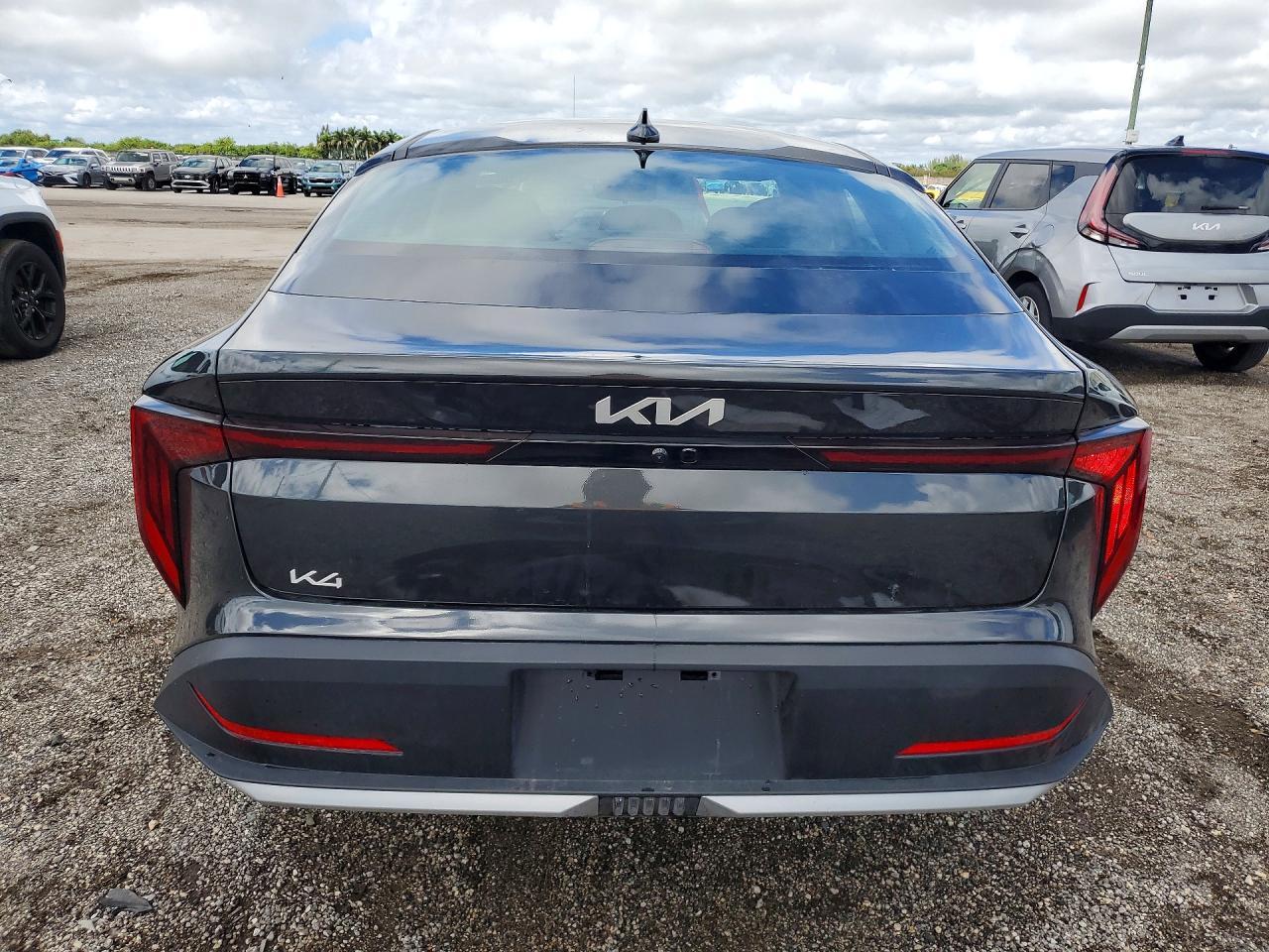 2026 KIA K4