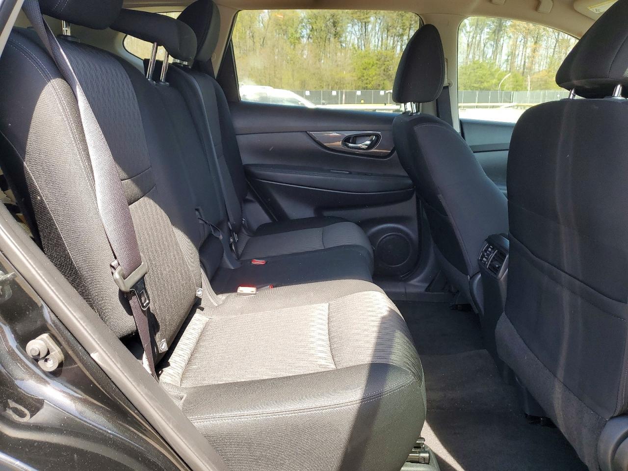 2017 NISSAN ROGUE