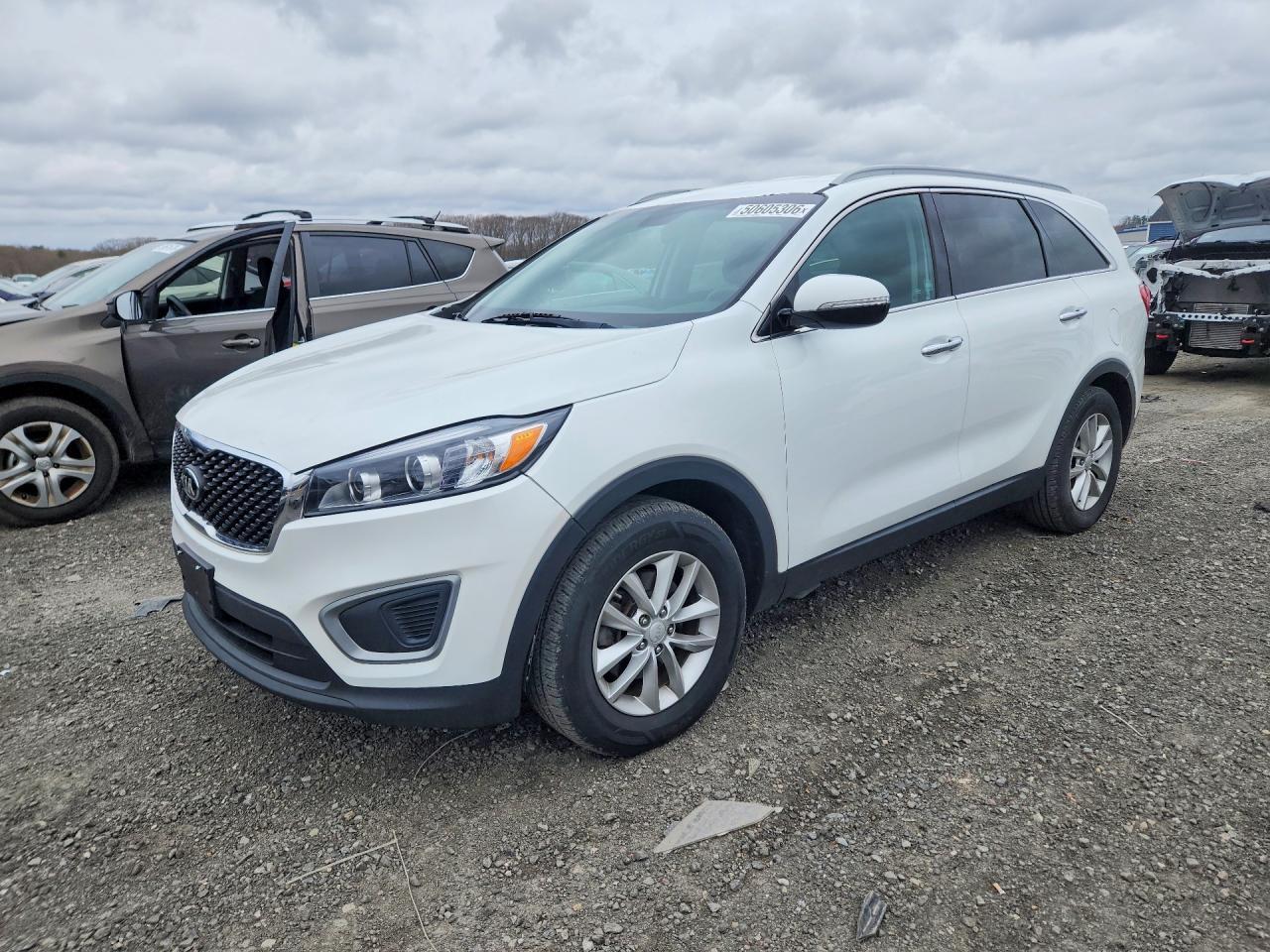 2016 KIA SORENTO