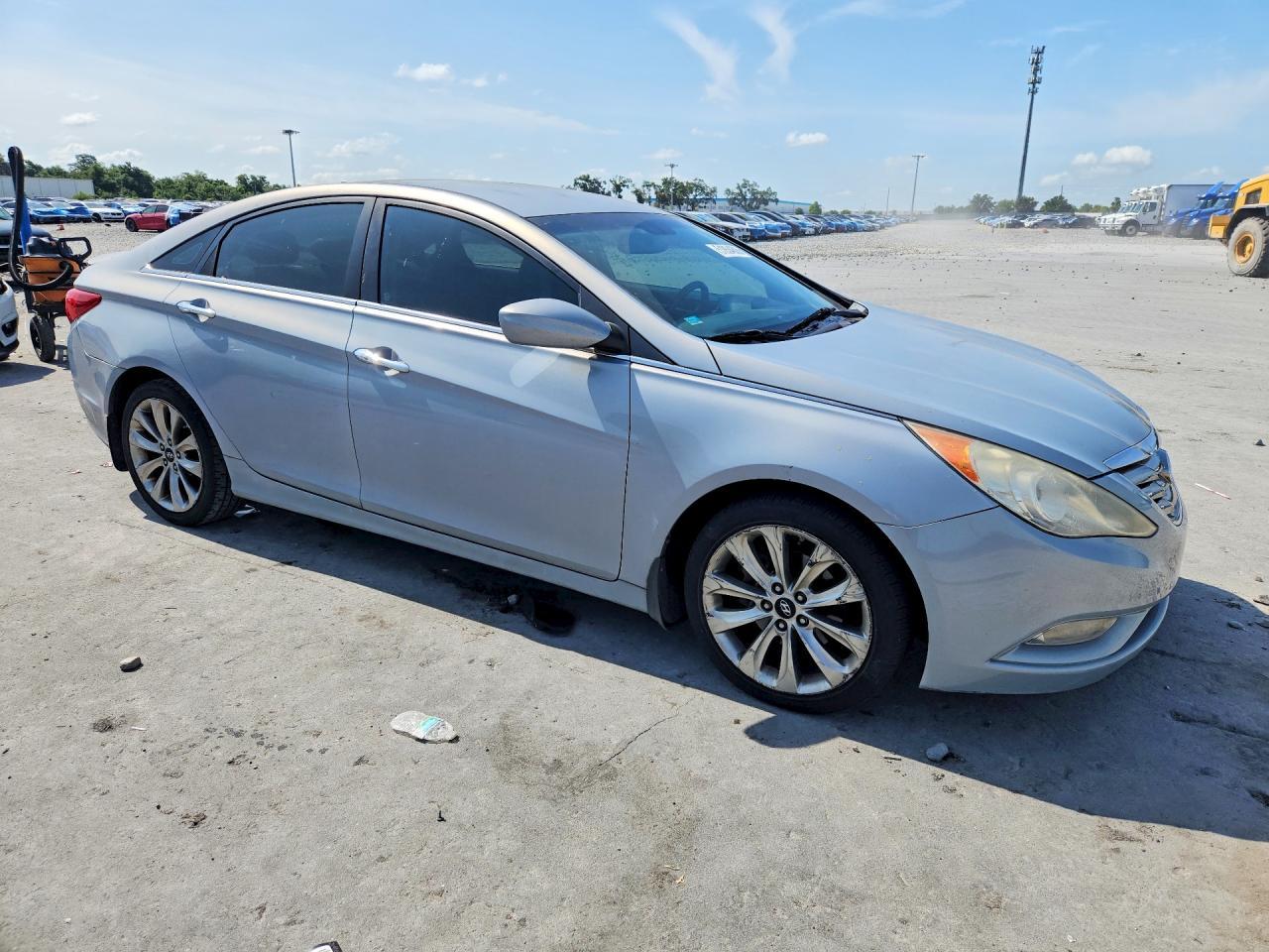 2011 HYUNDAI SONATA
