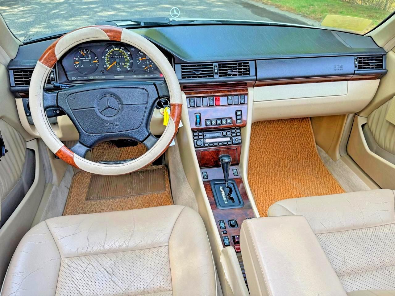 1995 MERCEDES-BENZ E-Class