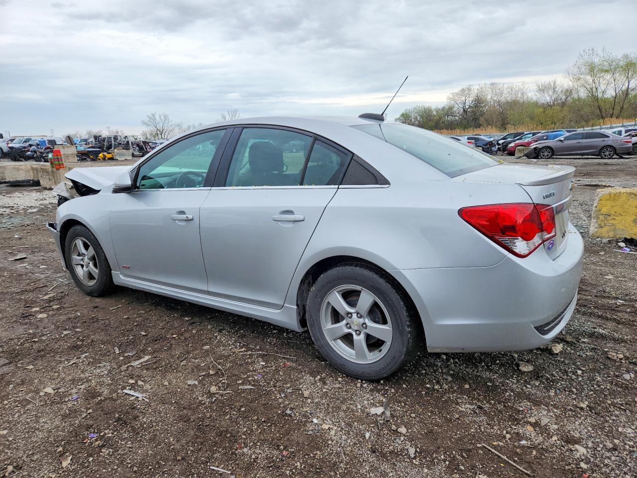 2015 CHEVROLET CRUZE