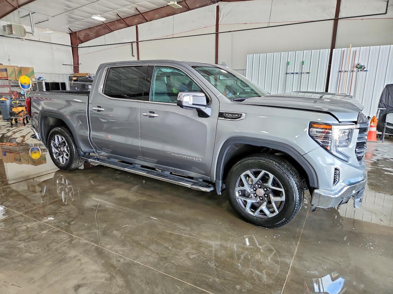 2023 GMC Sierra