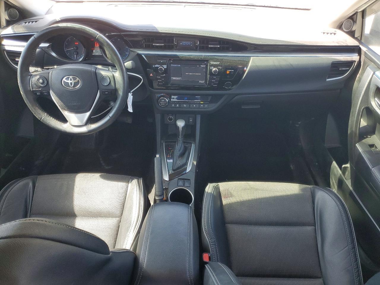 2016 TOYOTA COROLLA