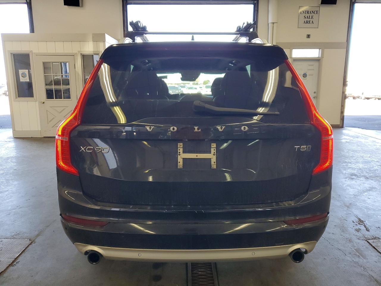 2018 VOLVO XC90