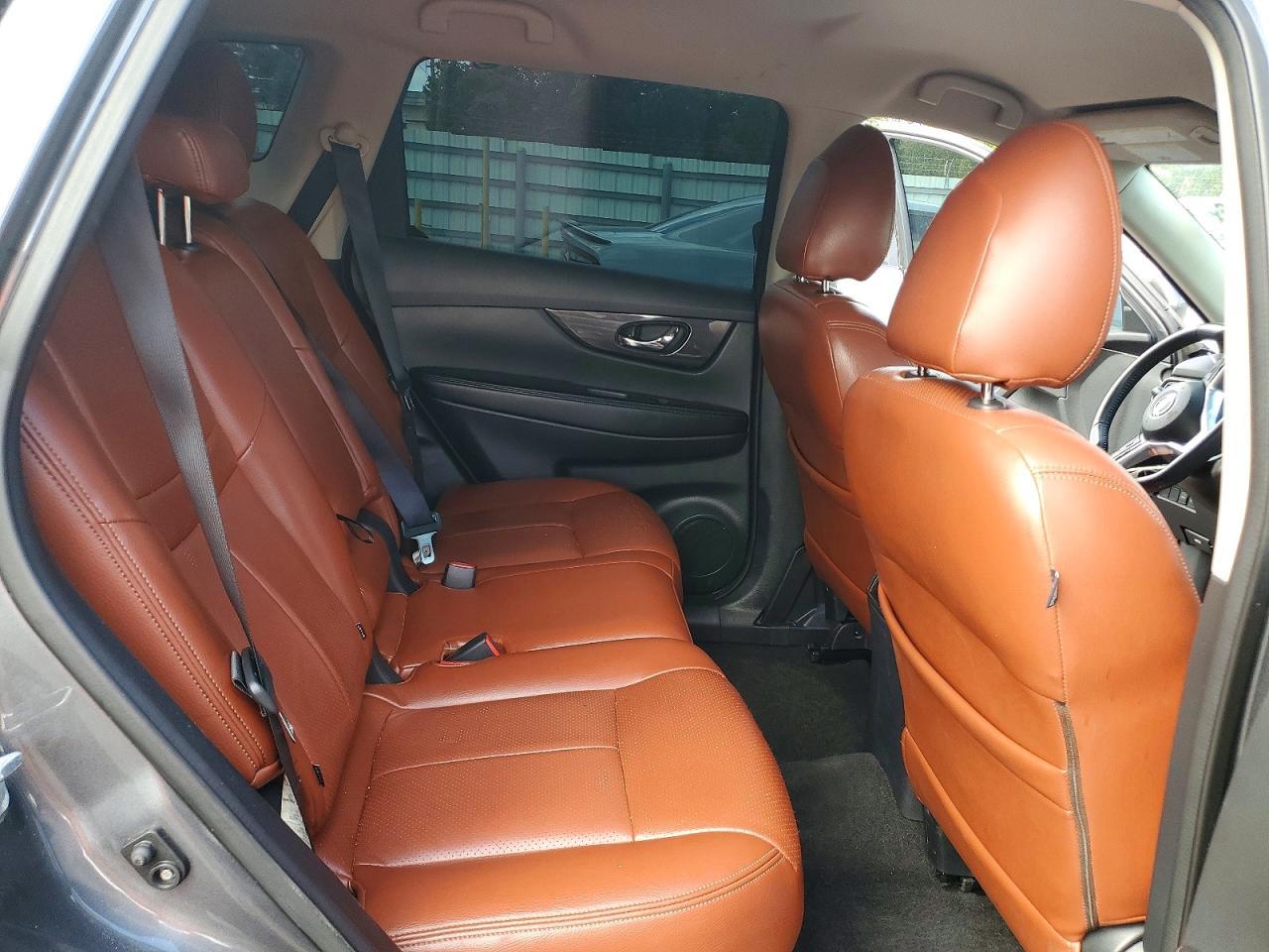 2018 NISSAN ROGUE