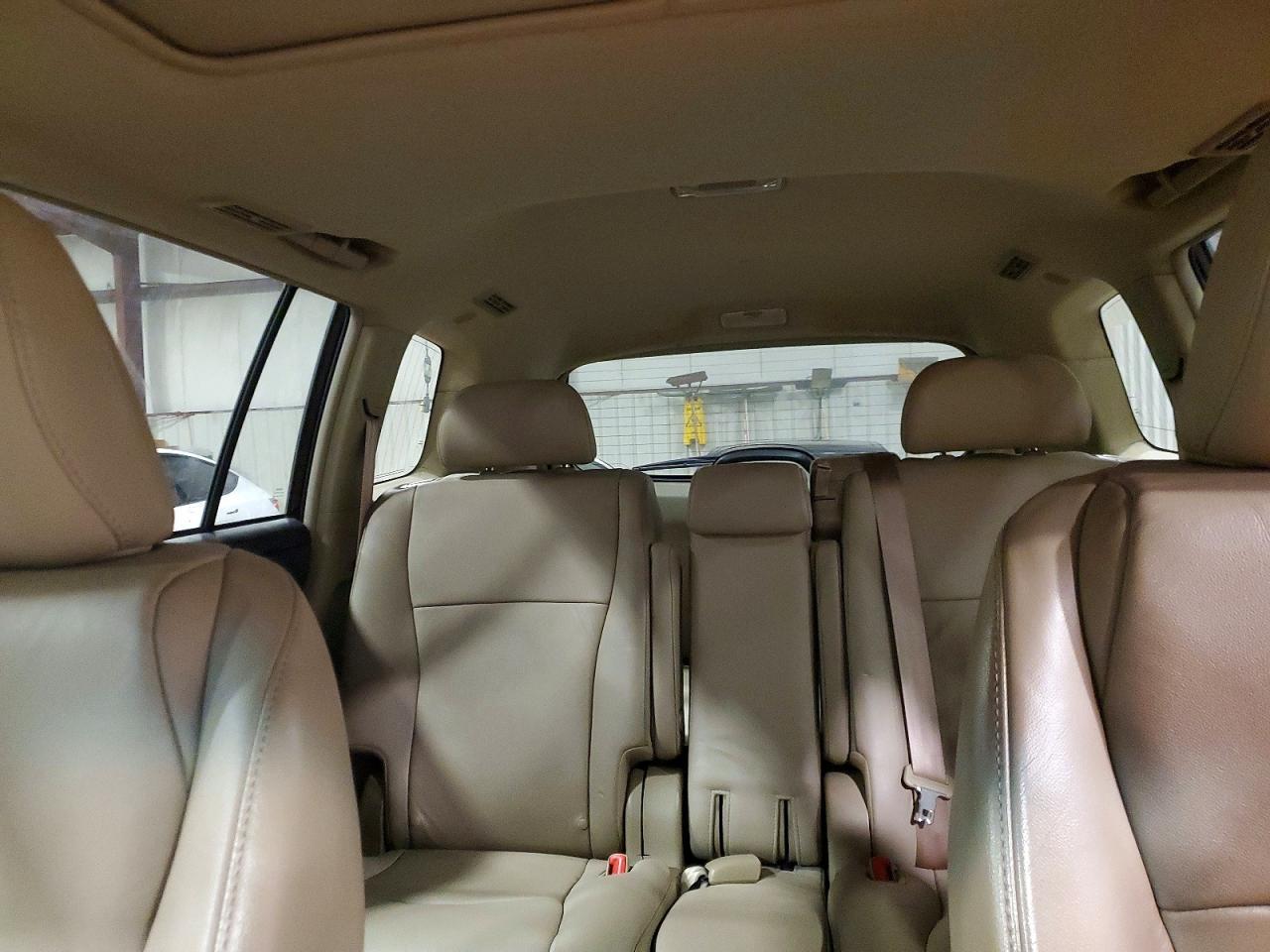 2013 TOYOTA HIGHLANDER