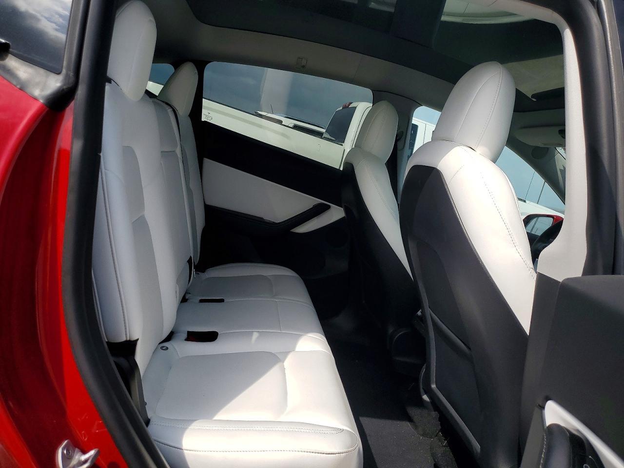 2020 TESLA MODEL Y