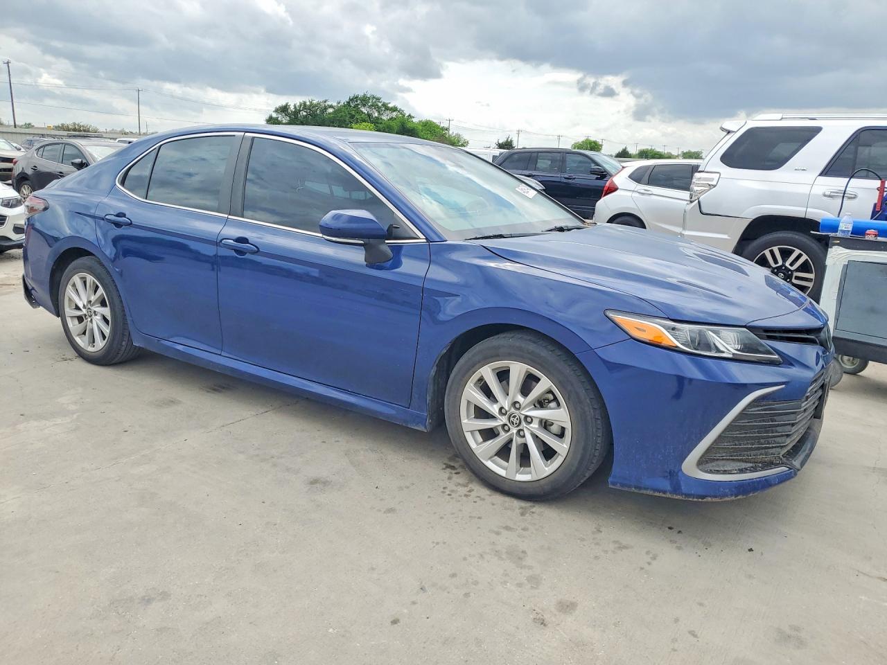 2023 TOYOTA CAMRY