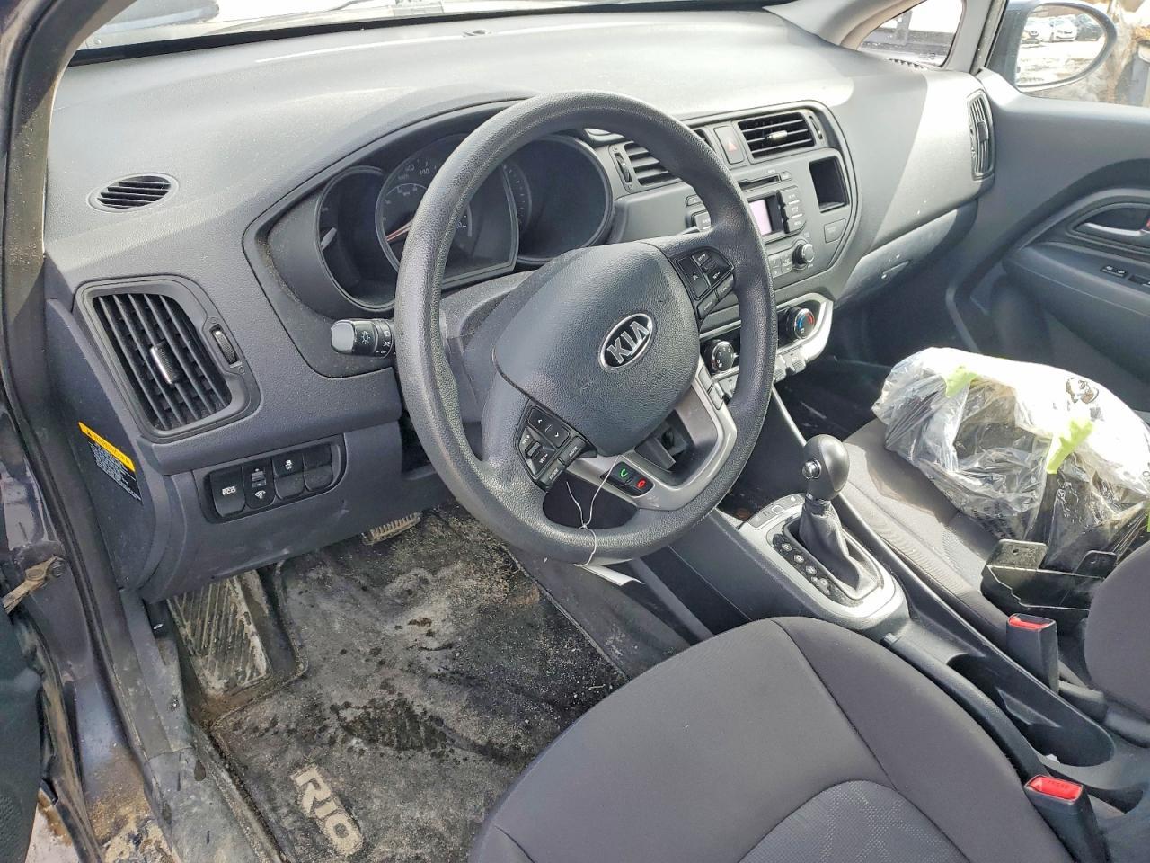 2013 KIA RIO