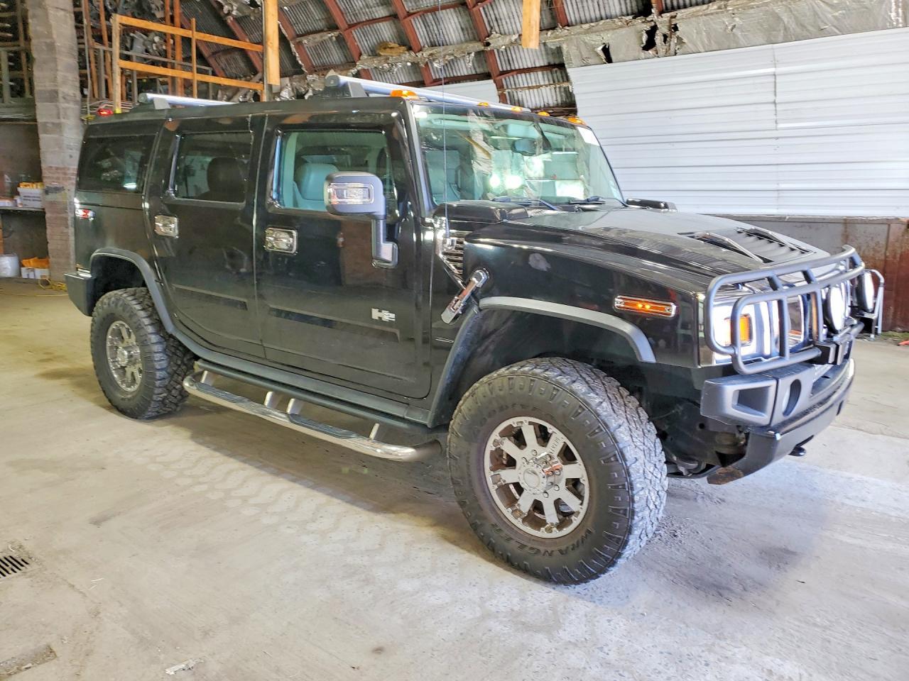 2004 HUMMER H2