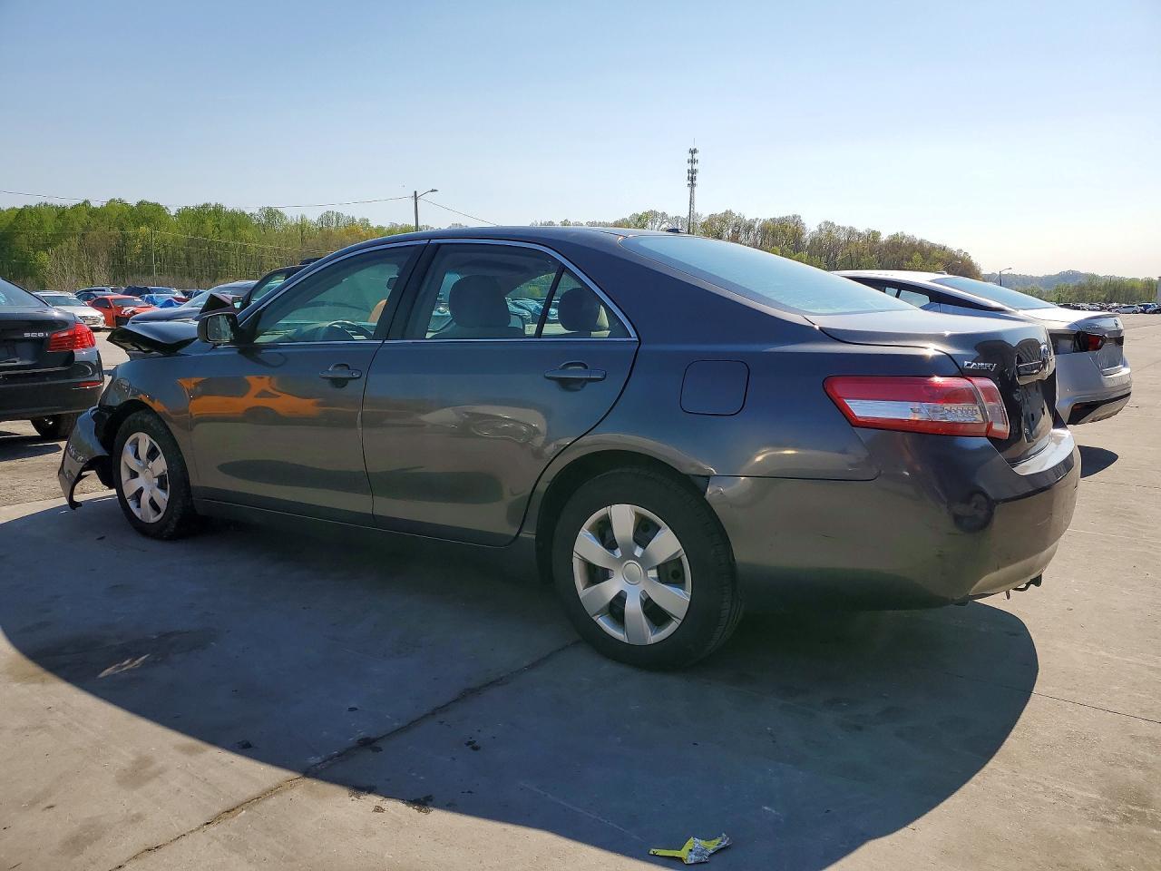 2010 TOYOTA CAMRY