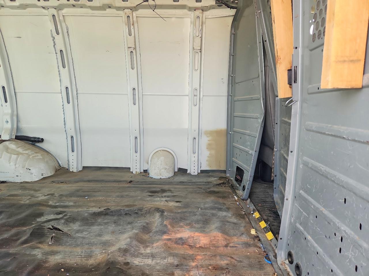2013 CHEVROLET EXPRESS 2500