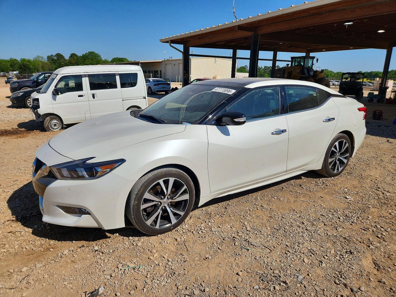 2017 NISSAN Maxima