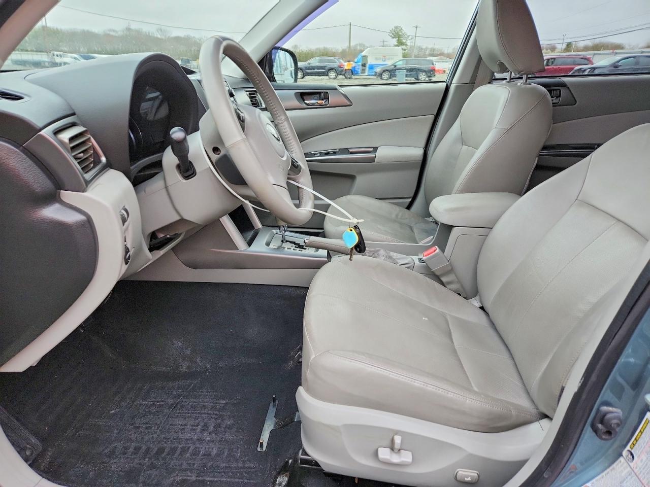 2011 SUBARU FORESTER