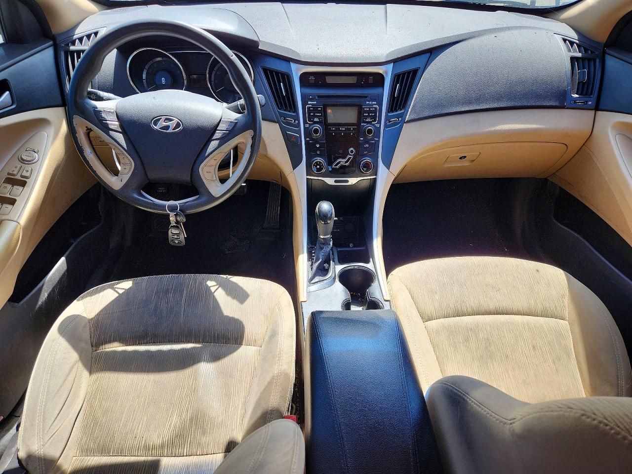2011 HYUNDAI SONATA