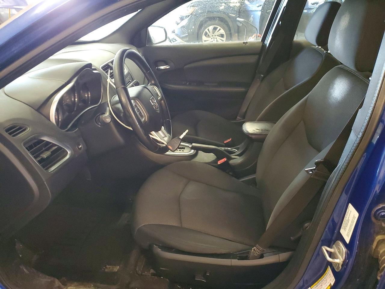 2012 DODGE Avenger