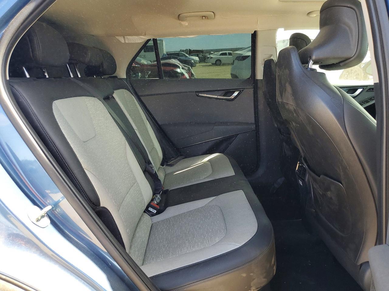 2025 KIA Niro