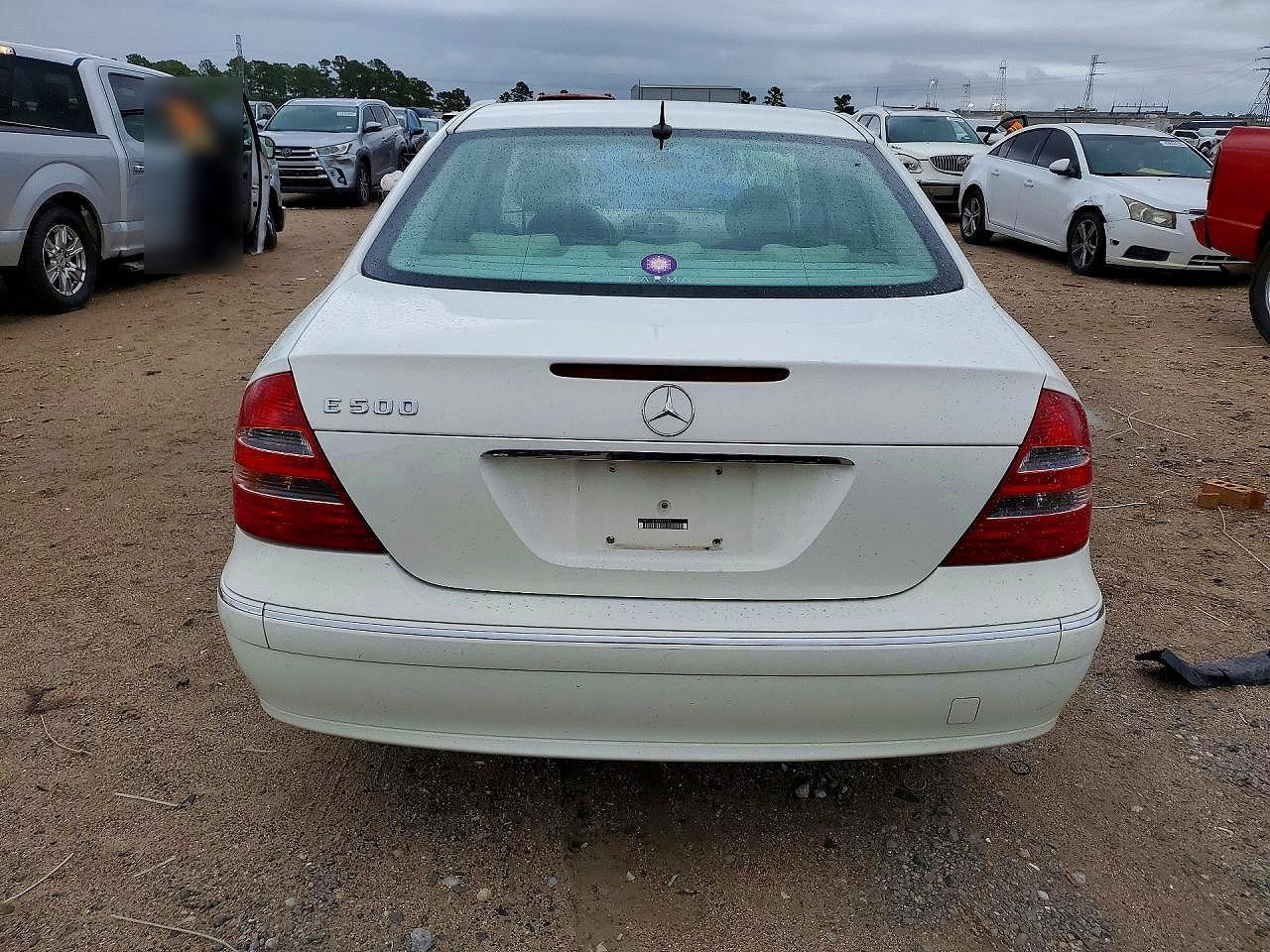 2004 MERCEDES-BENZ E-Class