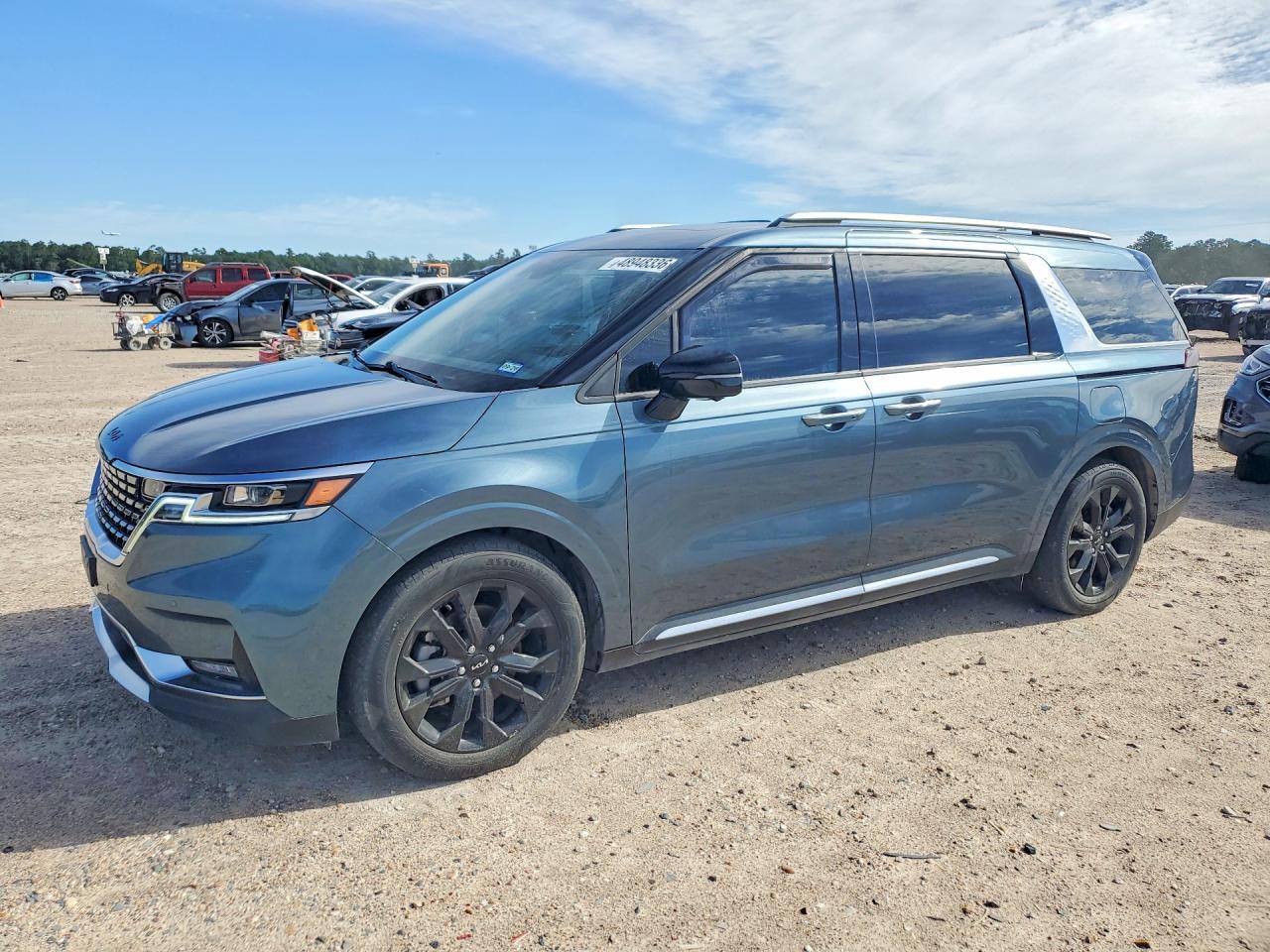 2022 KIA Carnival
