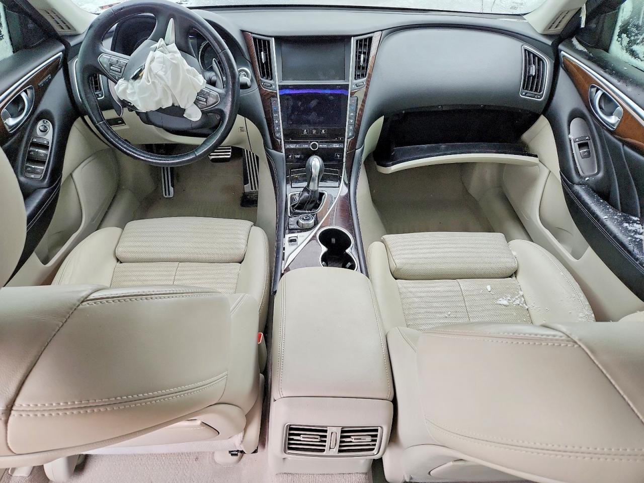 2015 INFINITI Q50
