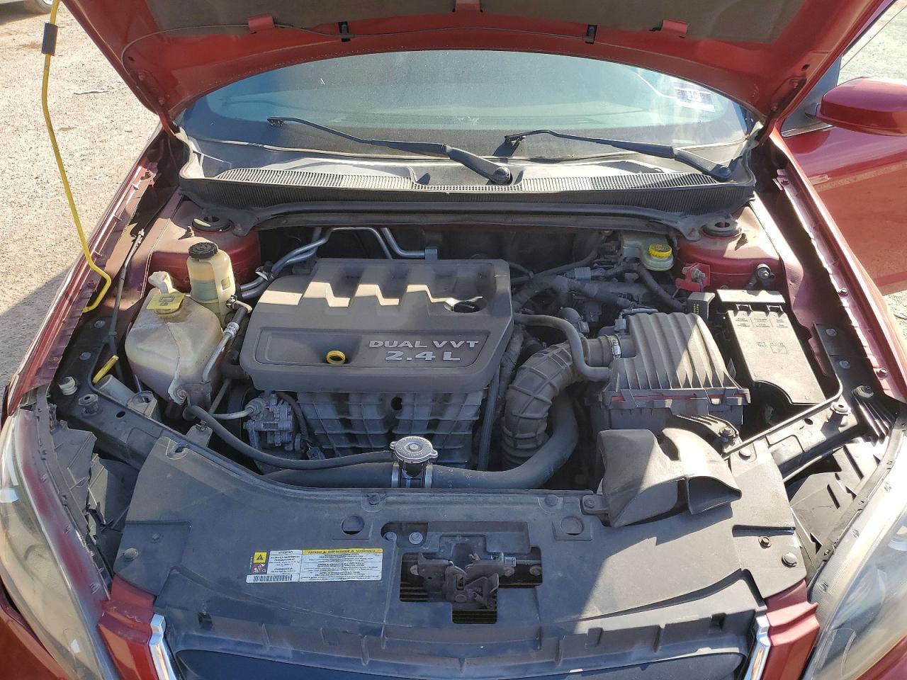 2013 CHRYSLER 200