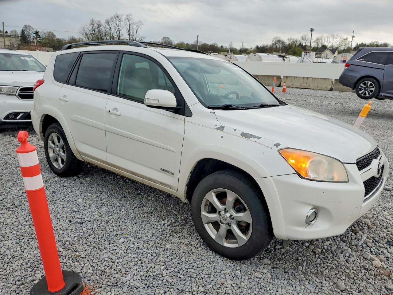 2010 TOYOTA RAV4
