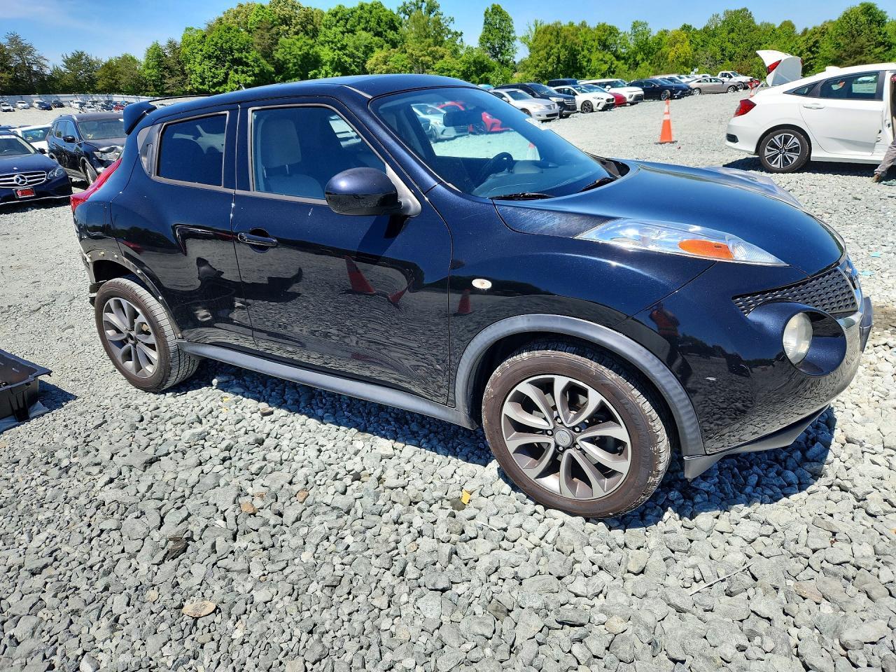 2014 NISSAN Juke