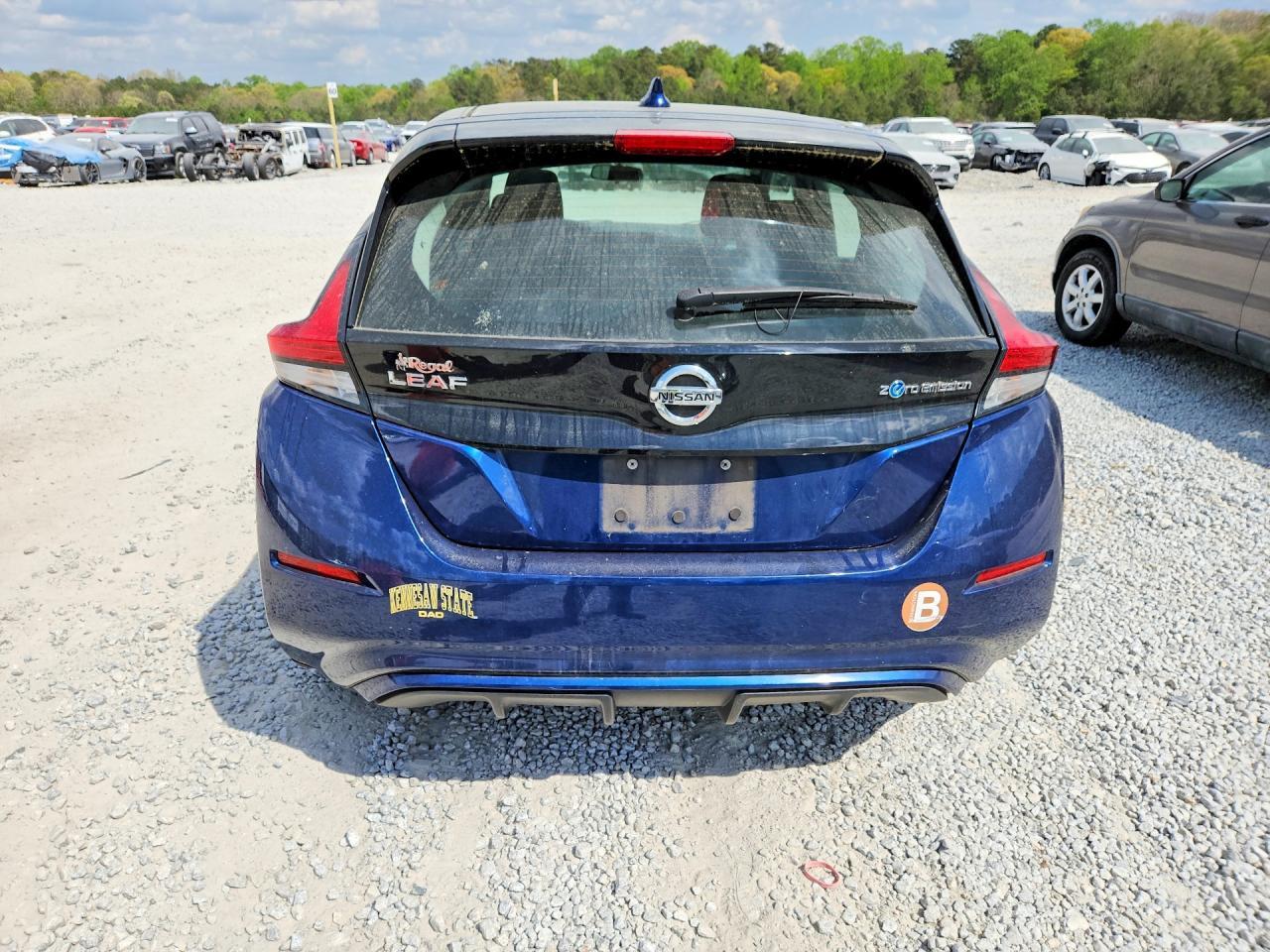 2018 NISSAN LEAF