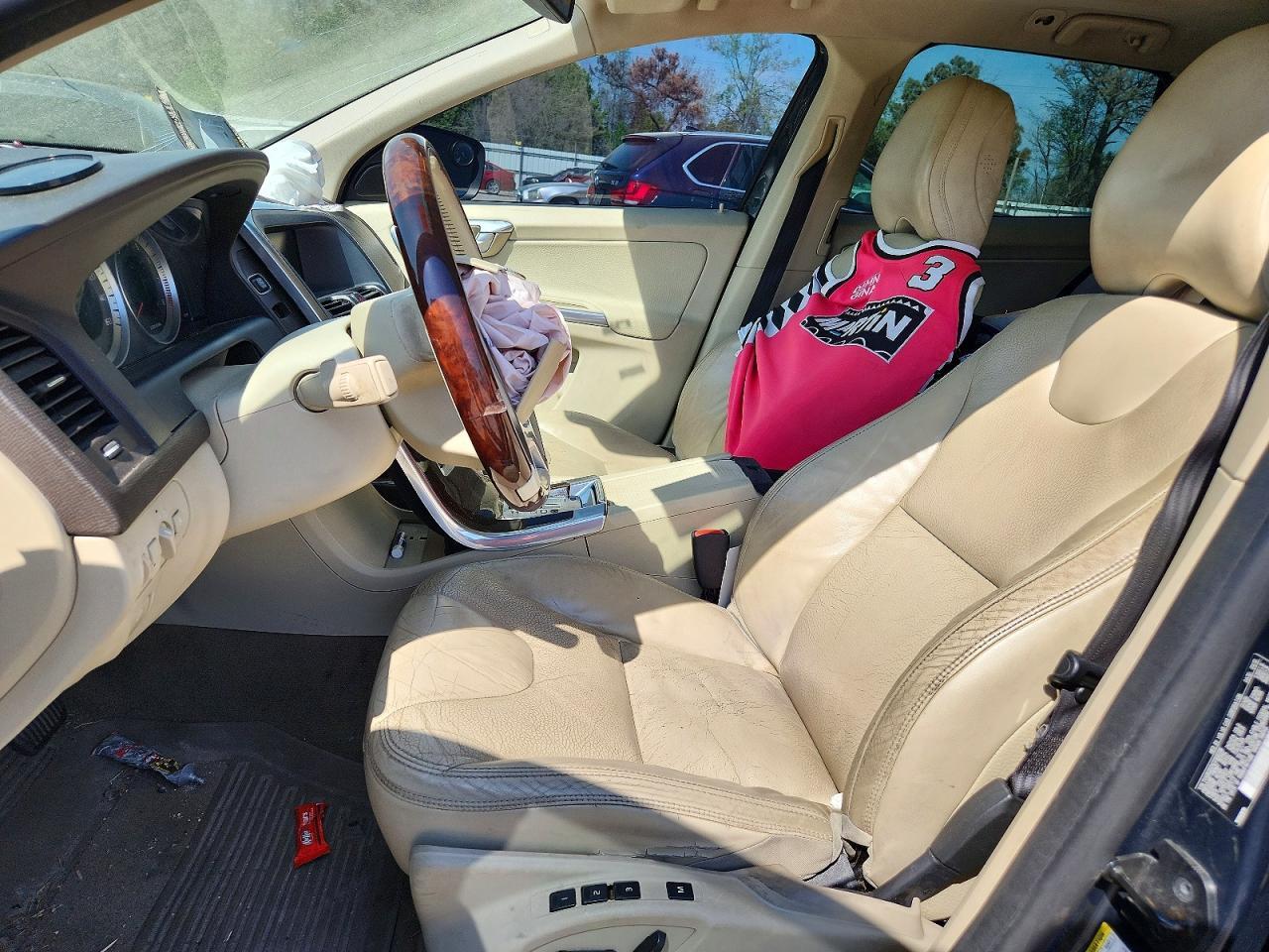 2012 VOLVO XC60