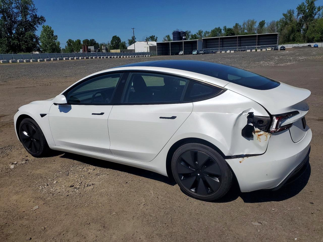 2025 TESLA MODEL 3