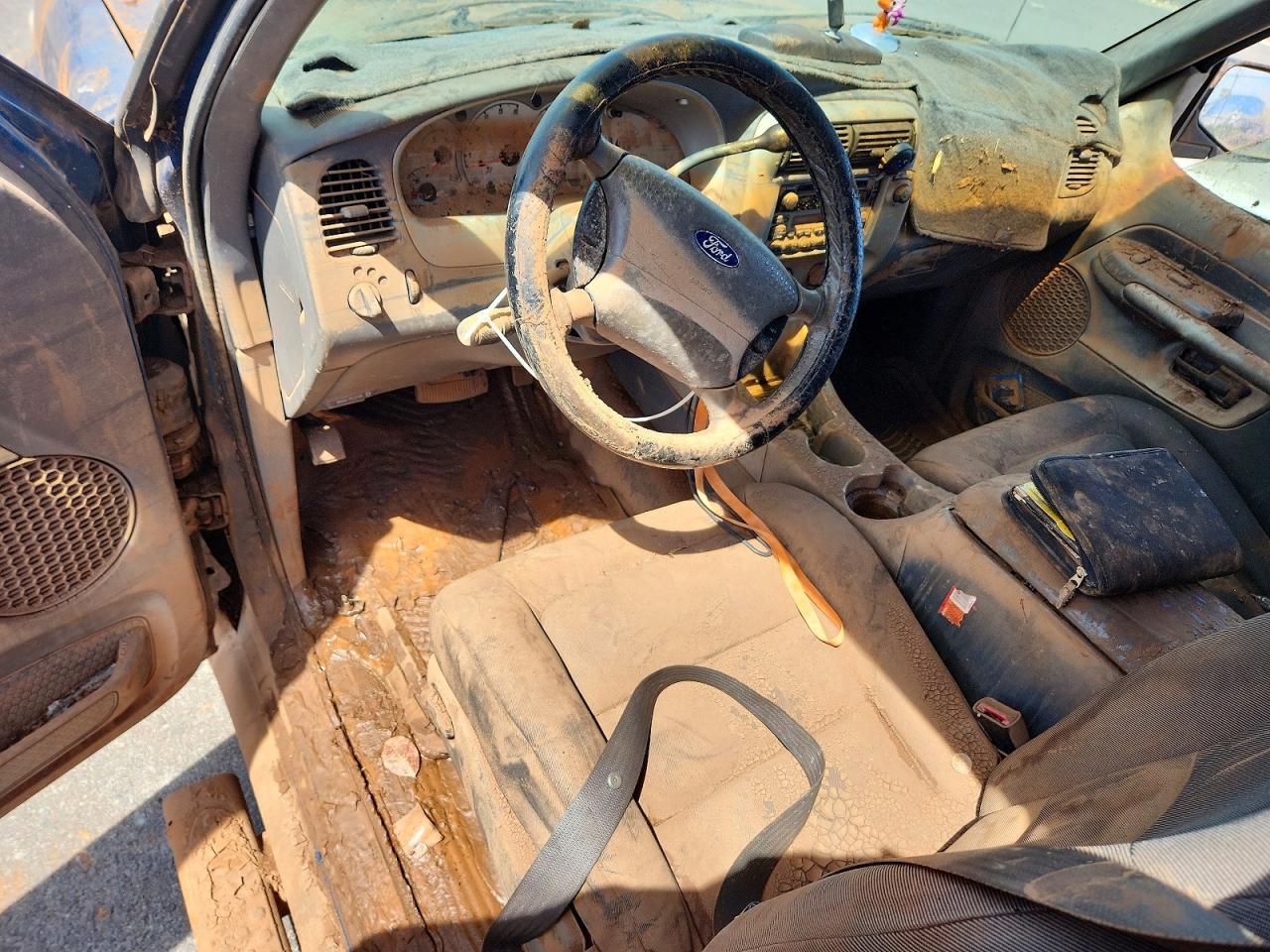 2001 FORD Explorer Sport Trac