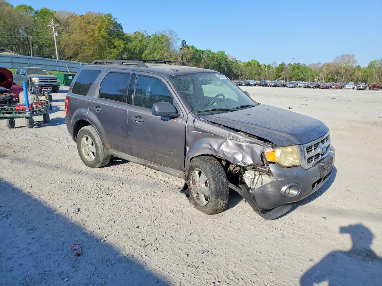 2009 FORD ESCAPE