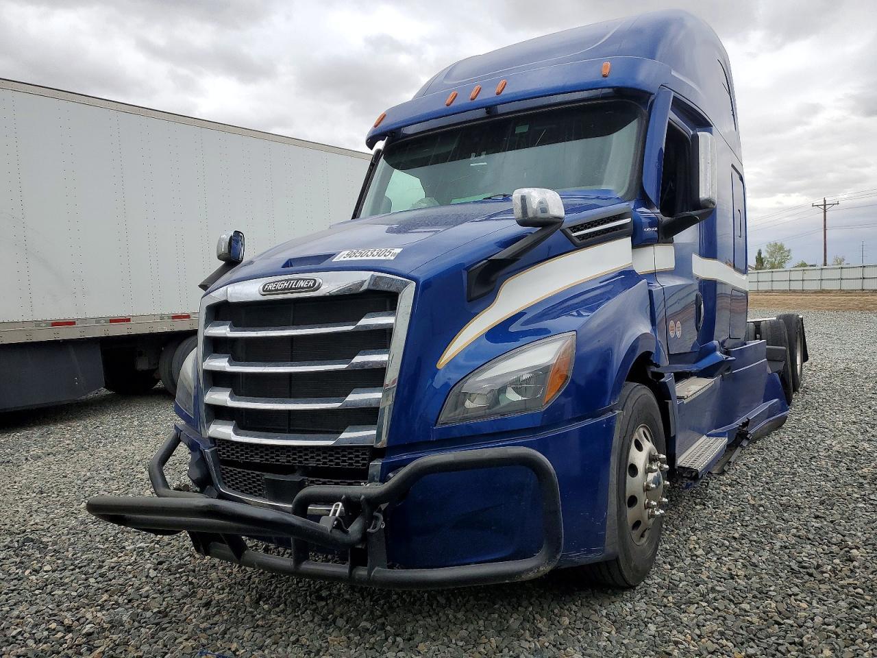 2025 FREIGHTLINER CASCADIA