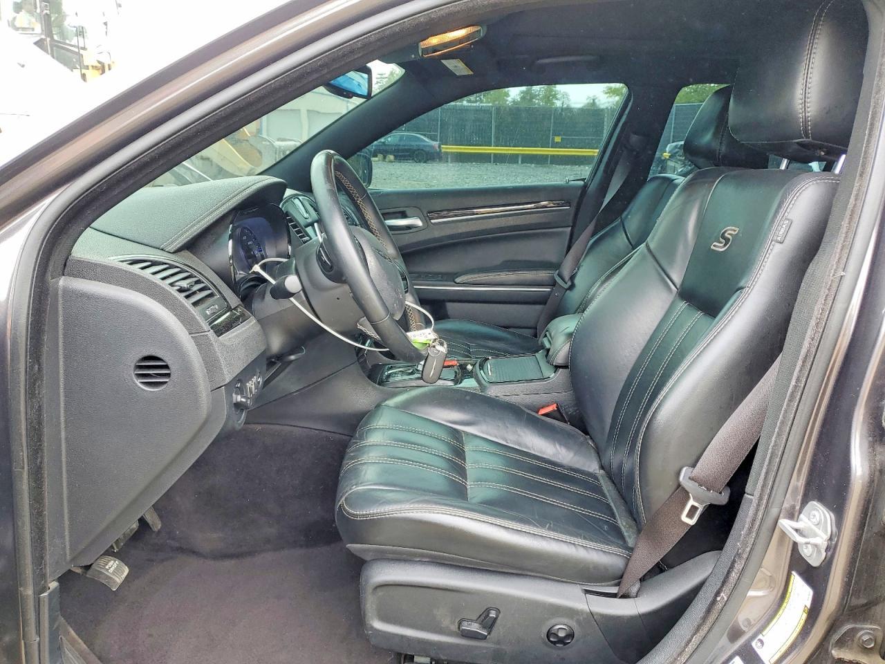 2017 CHRYSLER 300
