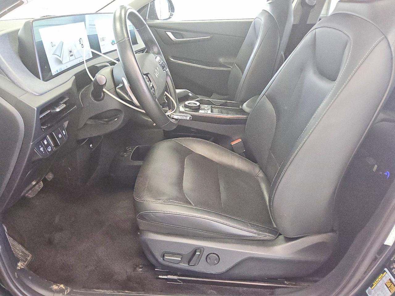 2023 KIA EV6
