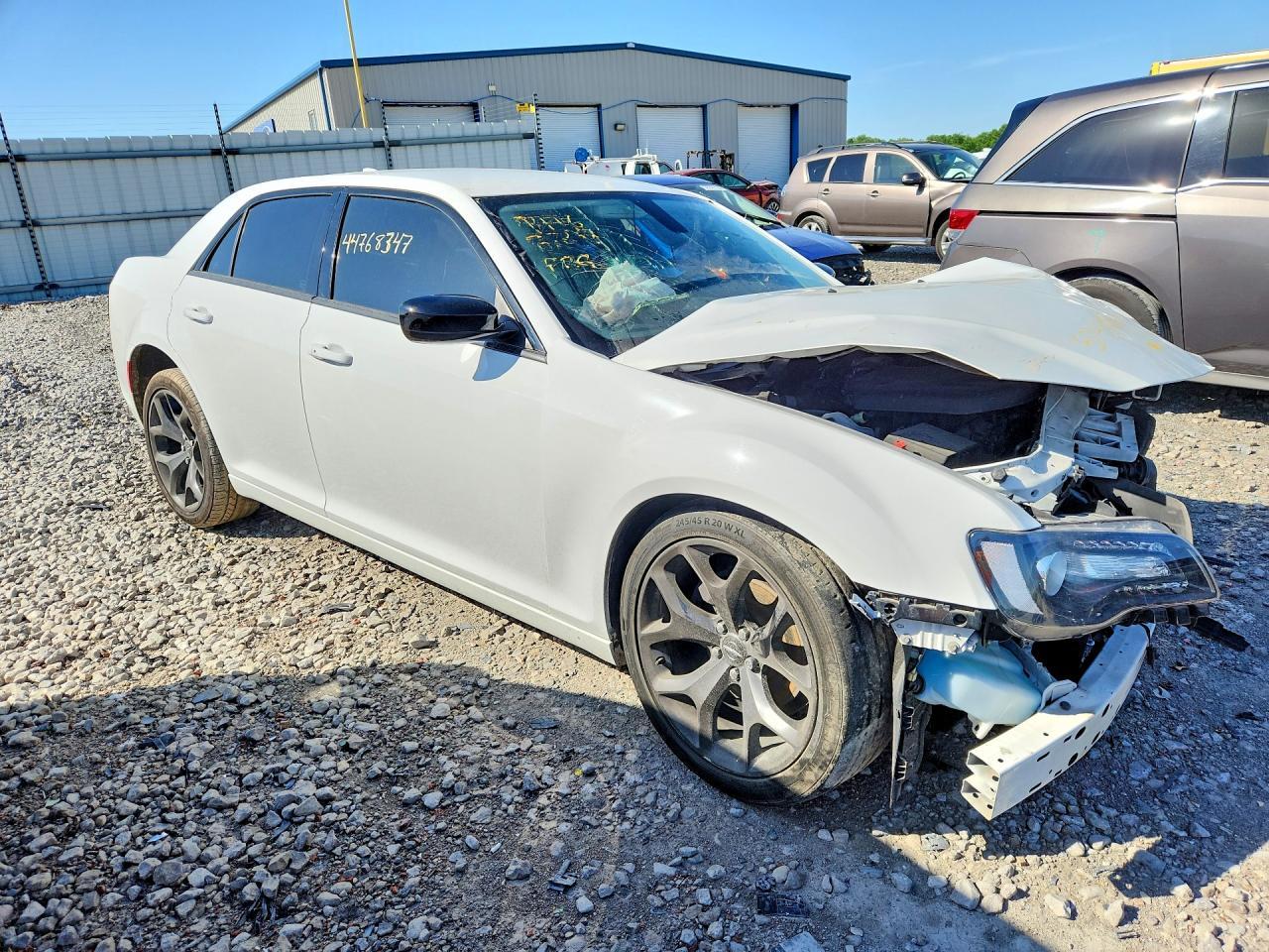 2021 CHRYSLER 300