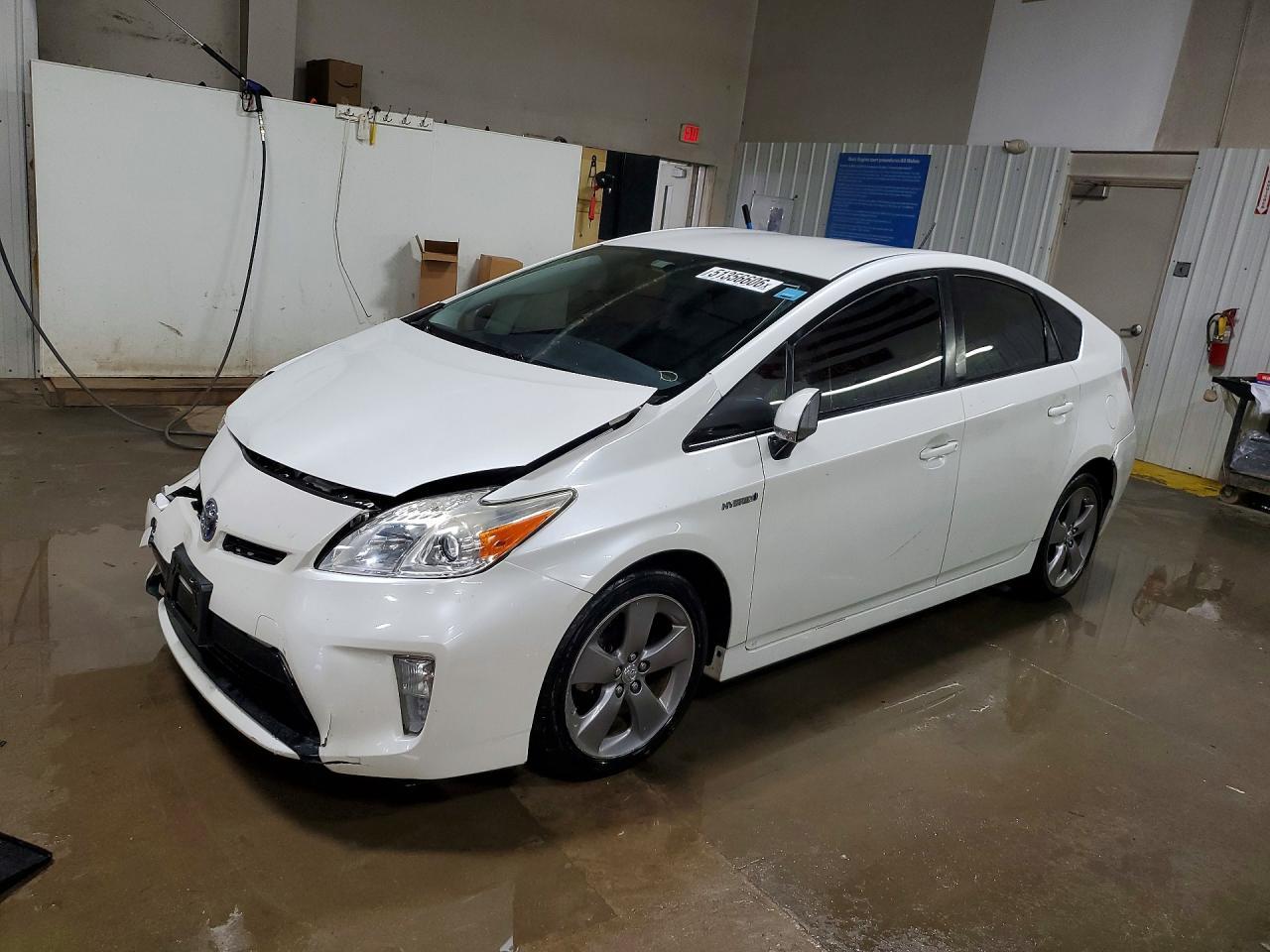 2015 TOYOTA PRIUS