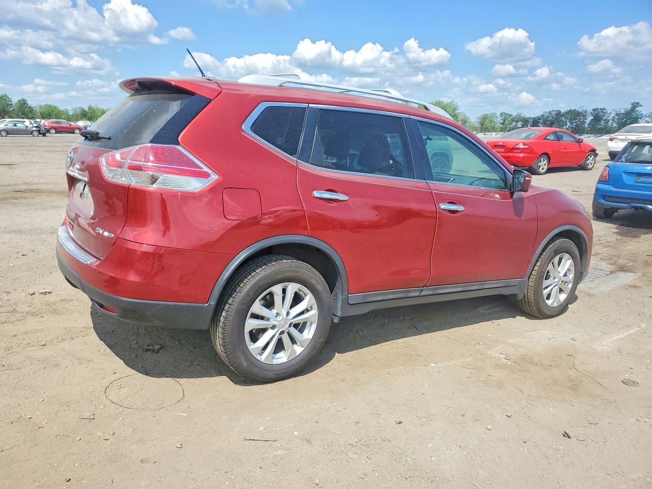 2015 NISSAN ROGUE