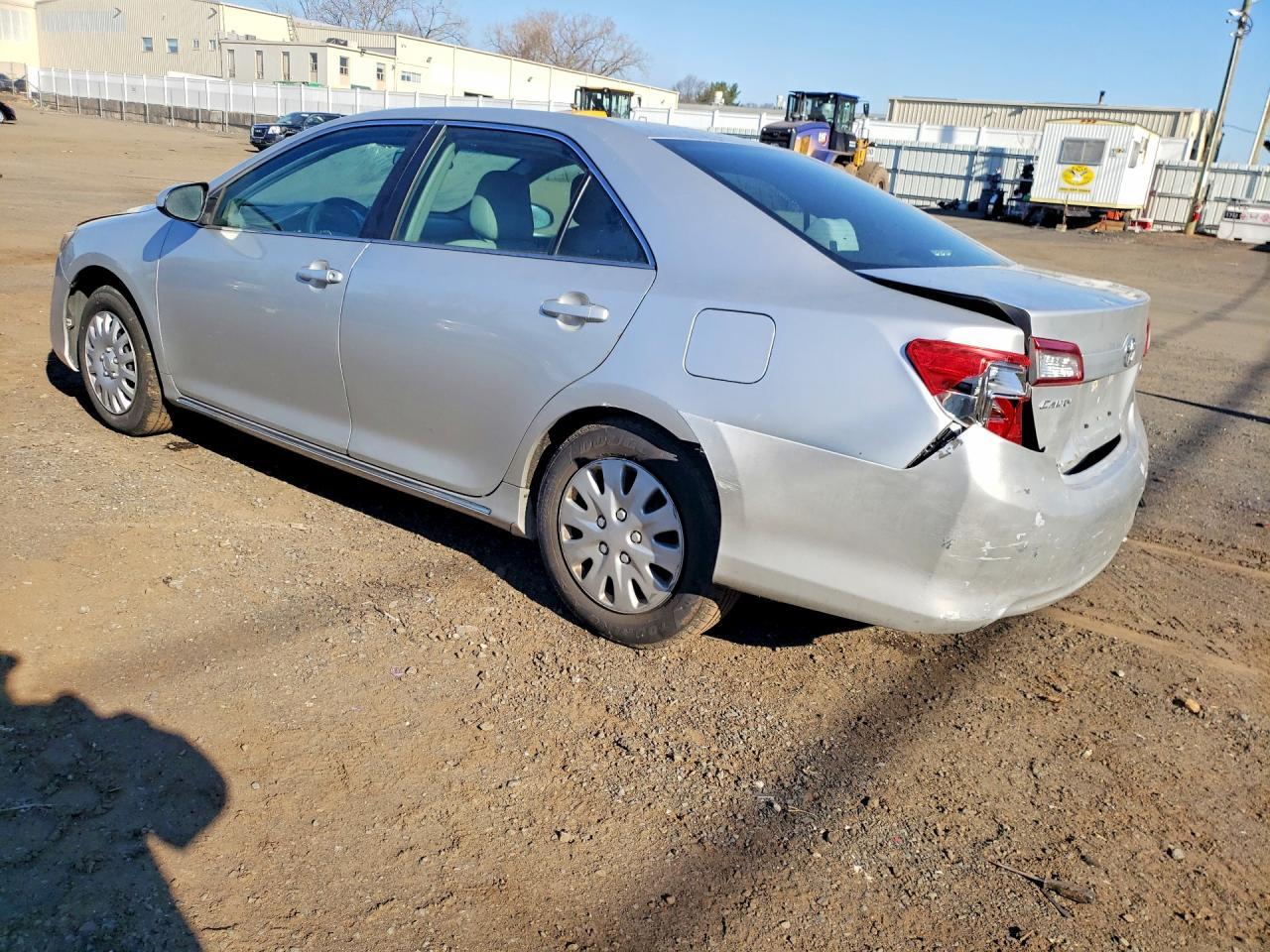 2012 TOYOTA CAMRY