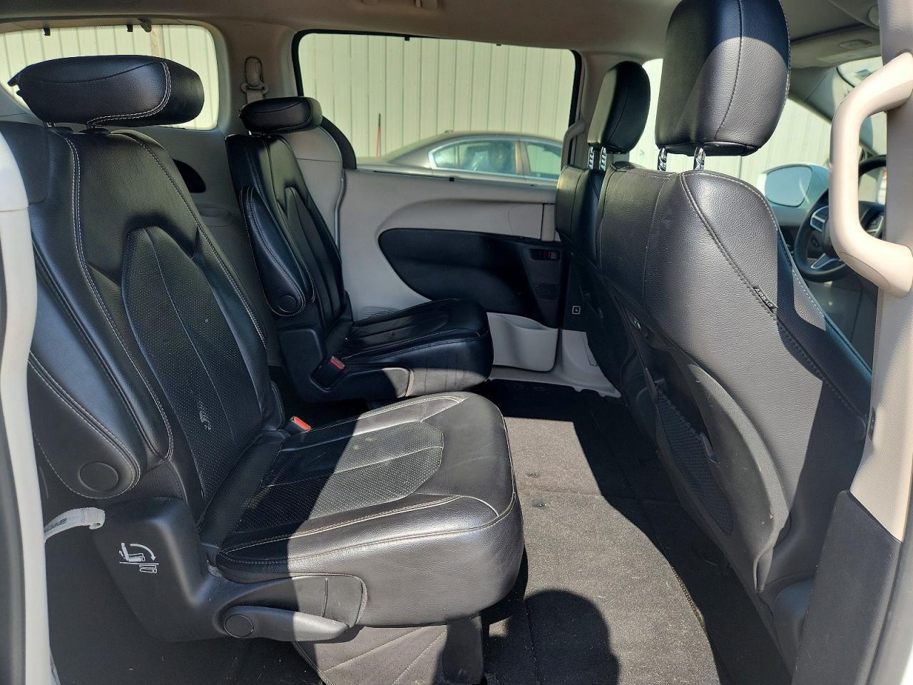 2022 CHRYSLER Pacifica