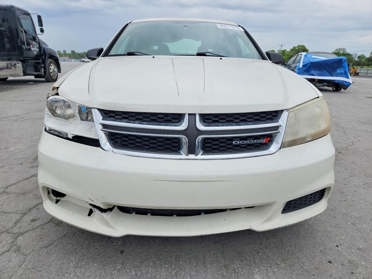 2011 DODGE Avenger