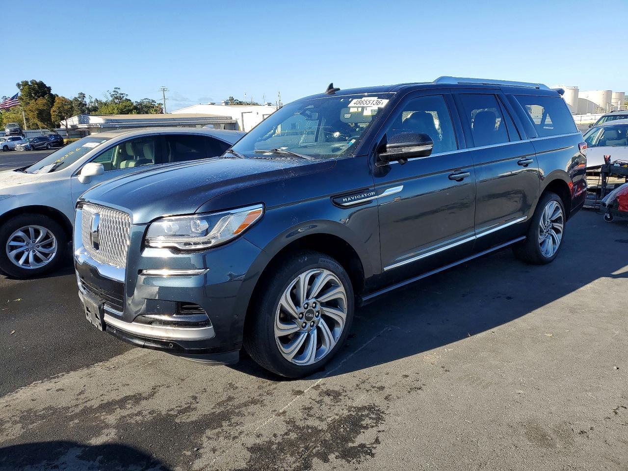 2022 LINCOLN Navigator