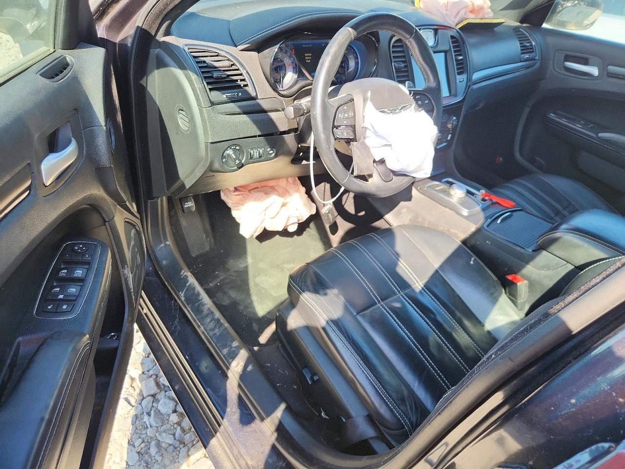 2015 CHRYSLER 300