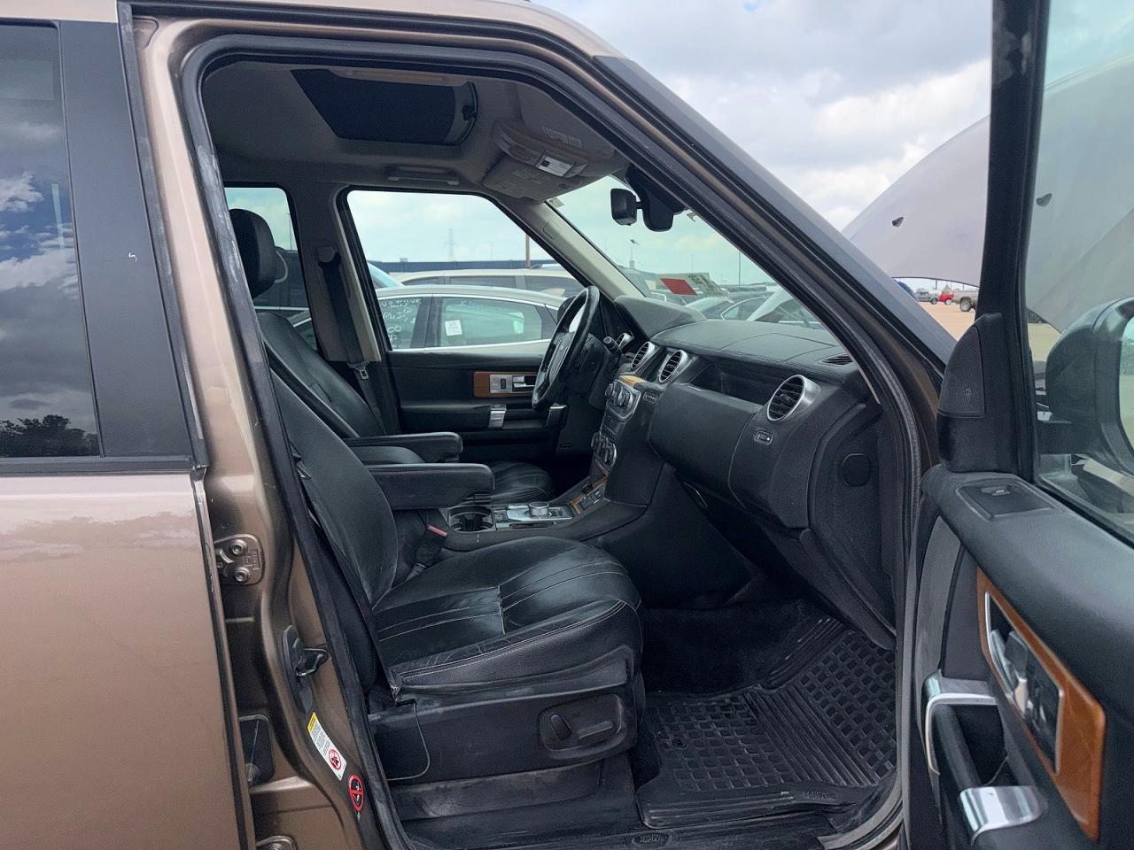 2016 LAND ROVER LR4